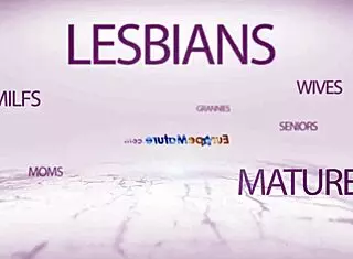 欧洲熟女大奶独玩自慰