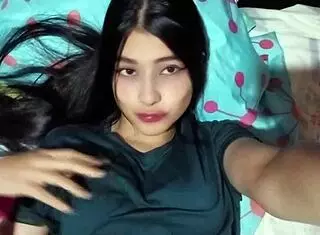 damn, that toy feels so good licking my pussy, wanna join? 😏