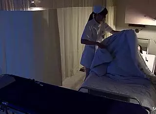 日本少女18+护士诱惑医院粗暴角色扮演性爱！