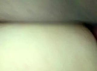 i's so horny, masturbating my pussy on the floor