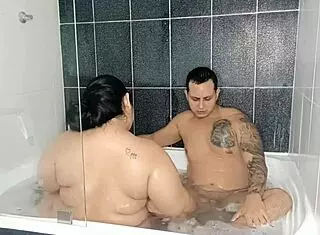 Fucking Stepmother In Missionary For Creampie