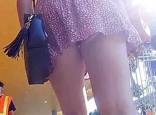 Public upskirt in slow motion!