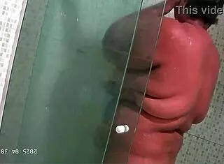 Hidden camera catches bbw milf with big tits and ass