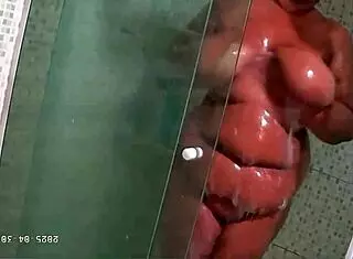 Hidden camera catches bbw milf with big tits and ass