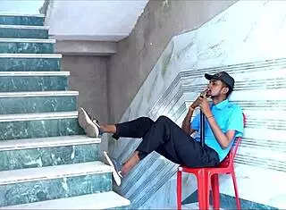 beautiful bhabhi cheats with security guard at office 😏