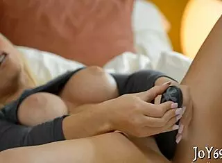 I watch this teen hotty in her softcore session, feeling so aroused