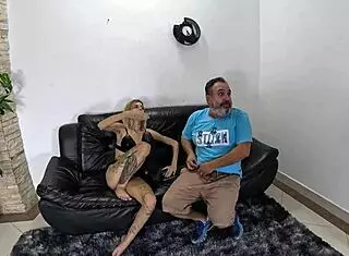 Man, goin' behind the scenes with russah, watchin' her spread them juicy lil' tits, ya know what I mean?