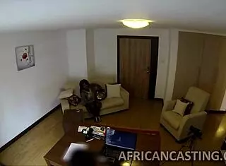 巨屌塞满黑逼狂插