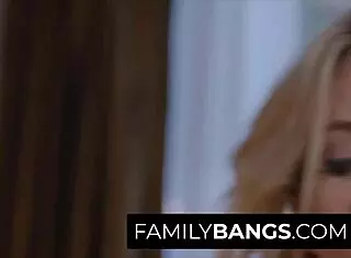 Khloe Kapri as Sex Controller Sis Goes for Stepbro's Dick with Michael Vegas