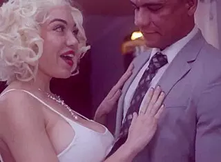 barack obama fucks marilyn monroe in this parody