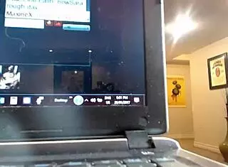 Maxine X Plays with Her Wet Pussy 😍