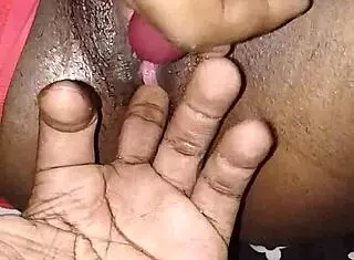 i prepare my big wet pussy with vibrator