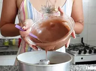 Ruvinha fez sexo a três com casal de amigos no seu aniversário