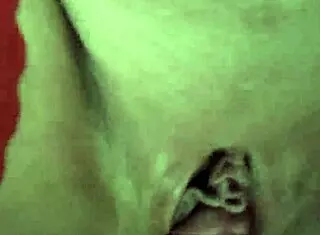 My milf sexwife aimeeparadise spreads her legs