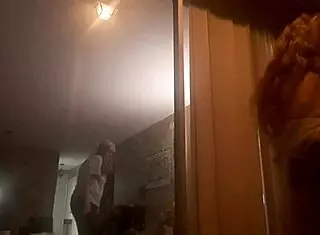 Dulcemendra, aka Ginger Paris, flashes her boobs outside 😍