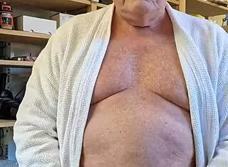 Dirty Old Man Chris Shows Nude Body!