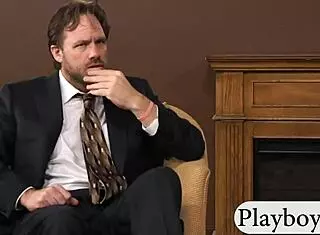 nasty women fucking a double sided dildo 😜