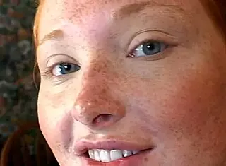 vicki chase feels intense pleasure stuffing trimmed pussy and swallowing