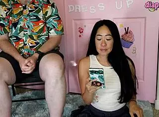 Less Kinky Women Online!