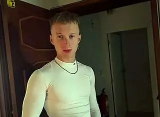 Dropped glasses leads to intense fucking!