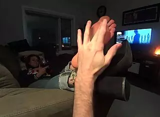 Perfect feet get worshipped!