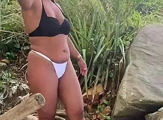 Olá, Somos As Peludinhas Fodendo Na Praia! 🌊