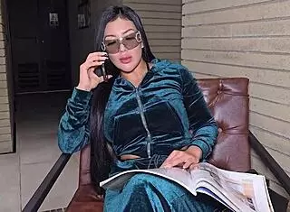 Mature blonde claudia ready for intense fucking in all holes