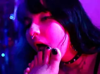 Oh Wow, Rotten Venus And Nath In Lesbian Foot Fetish With Tickling And Toe Sucking!