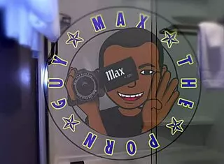 kitty quinn jerks me with soft hands while i make her squirt!