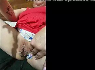 Kiwi Slutty Milf Plays With Glass Beads Before Creampie Fuck