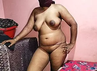 student invited home a horny teacher with big tits