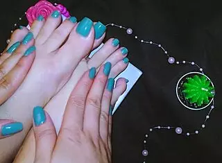 foot massage leads to intense orgasm!