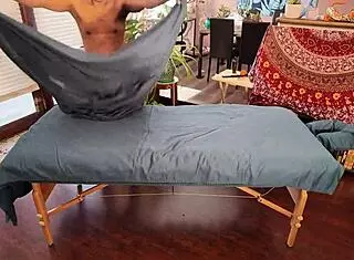 Helena Price Provides Naked Massage with Her Magic Body for Missdaeastcoast