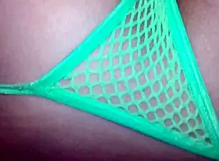 跟壮汉玩够后放荡释放