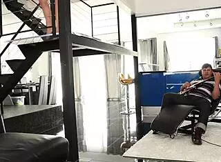 Intense afternoon fuck with wet pussy moaning to orgasm for milf