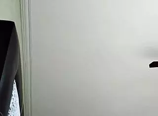 I fuck my lover nicely in the hidden motel room.