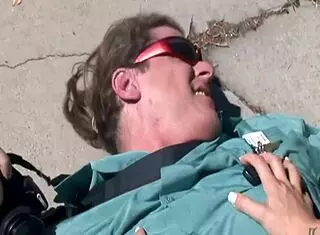 fuckin blonde mom, wanna see her gaping?