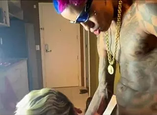 salad or pussy, i choose pussy