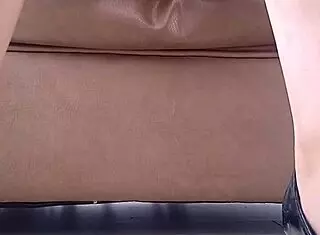 Camara escondida hermanastra espa�ola ninf�mana co�o rosadito