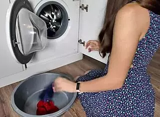 The brunette stepmom got stuck in the washing machine while her not-son licked her tight hairless pussy