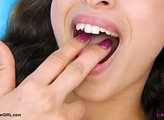 I'z caught red handed an' detained by da lp officer - myshopfuck