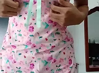 Model in sexy pajamas, innocent colleague, what are you hiding?