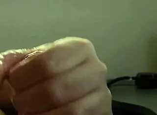 want to see cum blasts from this big cock?