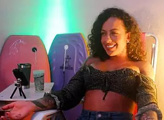 Fitness model kelly odara on cai�ara talk show ep02