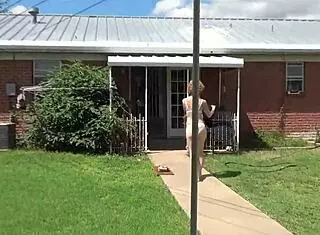 branquinha deliciosa is so sexy in lingerie