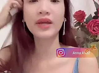 Have you seen anna k102's flat tits on instagram?