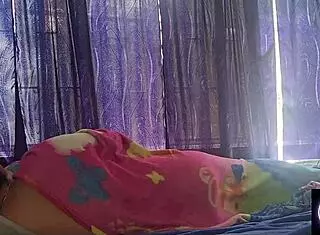 waking up to redhead's curvy ass fingering