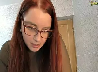 Redhead Chubby Babe Plays With Dildo On Webcam