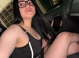 Meeting a beautiful Colombian girl 😊