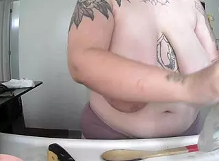 BBW Doing Dishes with Tits Out